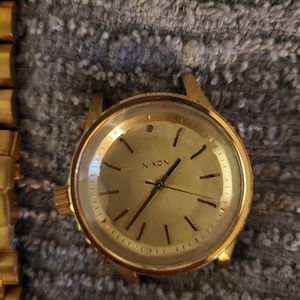 Nixon watch